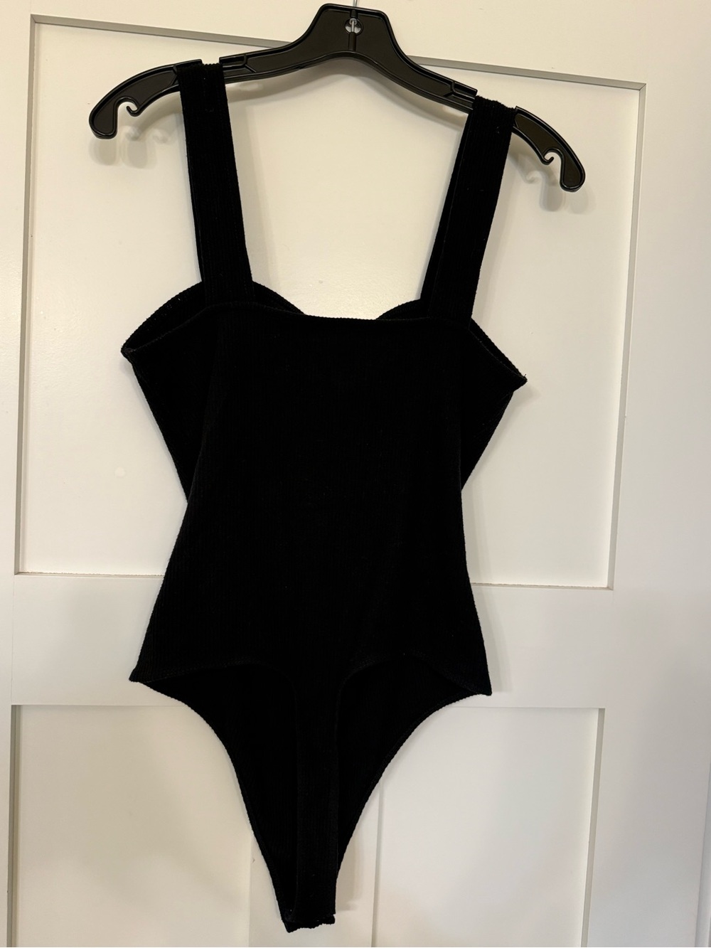 American Eagle Black Ribbed Tank Thong Bodysuit Size Large - Picture 2 of 3